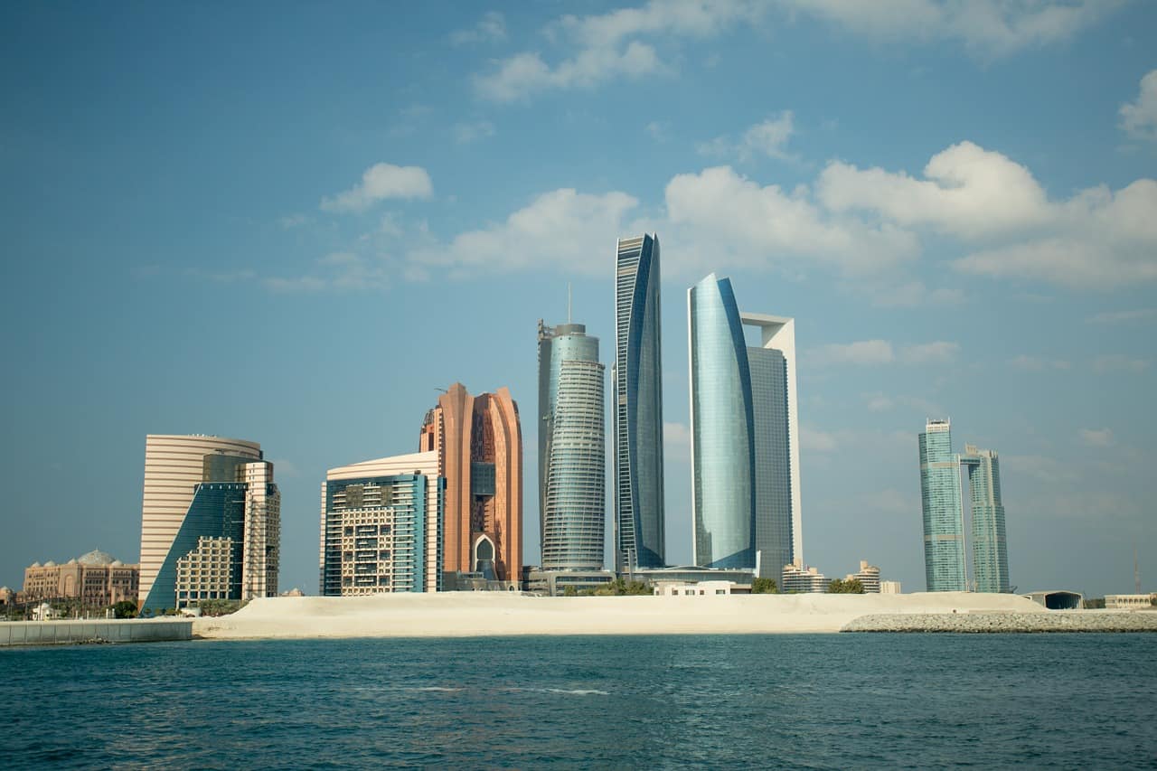 abu-dhabi-iamgene panoramica