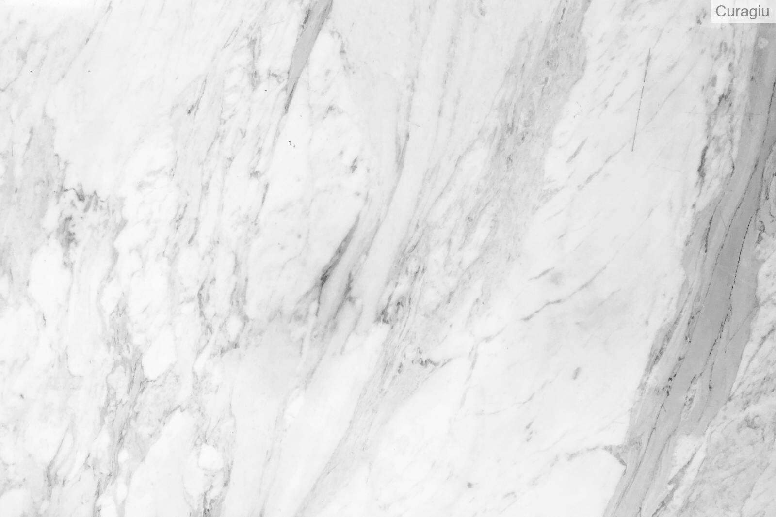 Ventajas del mármol en la decoración de interiores y exteriores